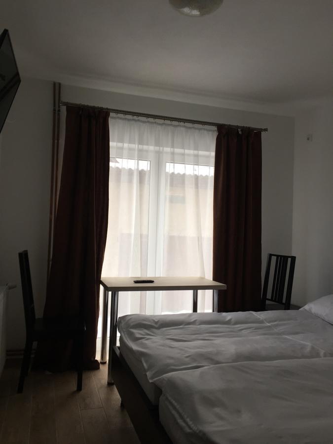 Mini-Hotel Megora Rakhiv Eksteriør billede